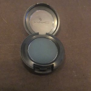 MAC Cosmetics Eyeshadow Plumage